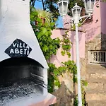 Abeti Villa Capitana