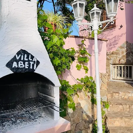 Abeti Vila Capitana